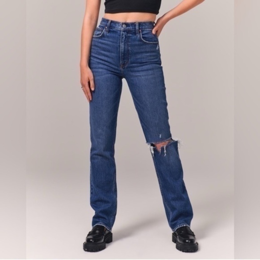 NWT Abercrombie & Fitch A&F 90s Straight Leg Ultra High Rise Ripped Jeans 30 10